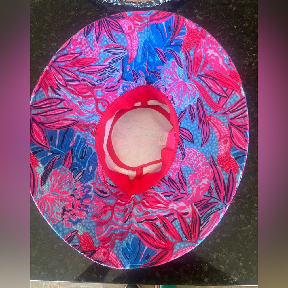 Lilly Pulitzer hat